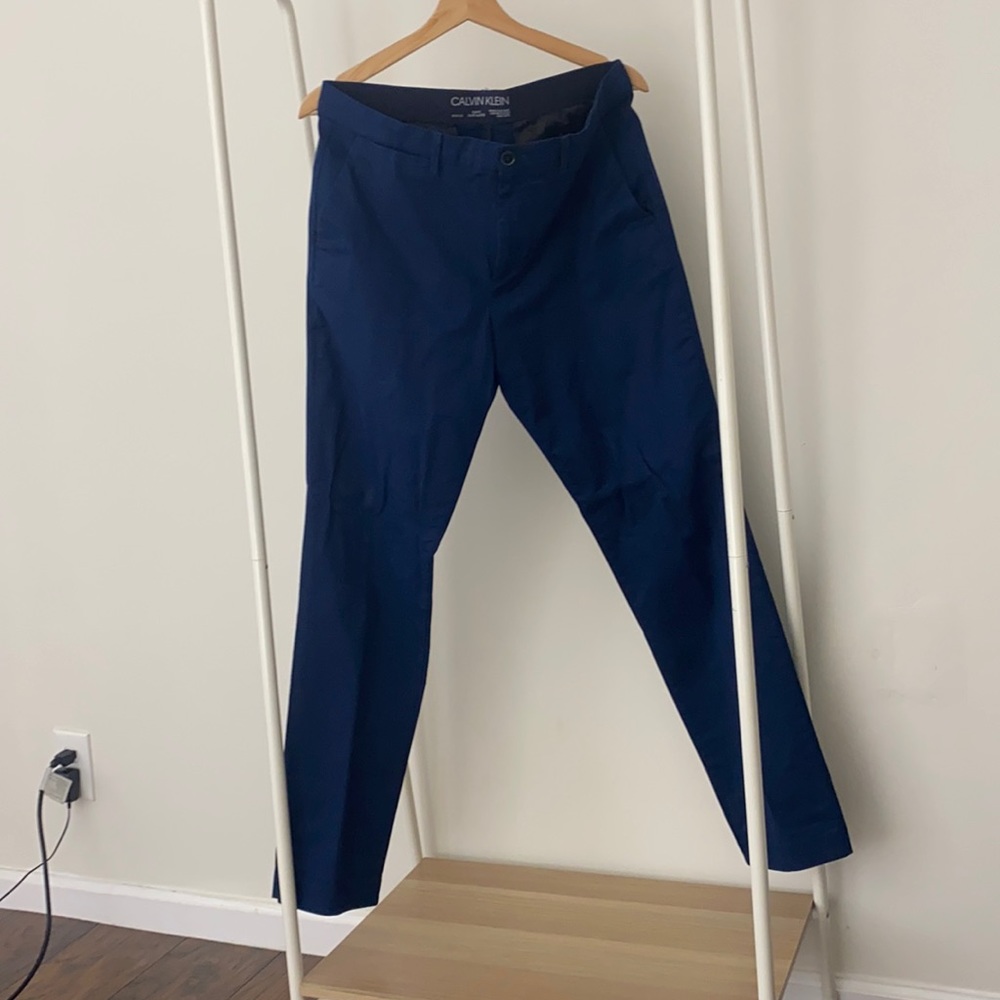 Calvin Klein dress pants 33x32 slim fit